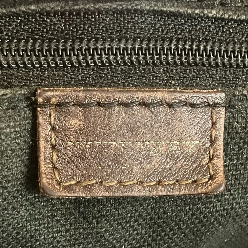 Burberry, Authentic Burberry Vintage Plaid Tote Bag with Brown Leather Trim - Picture 6 of 7